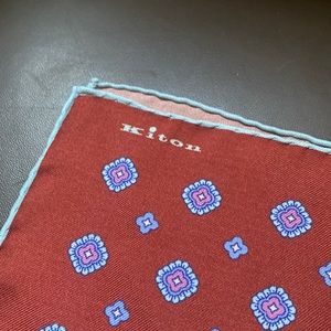 Kiton pocket scarf 🔥